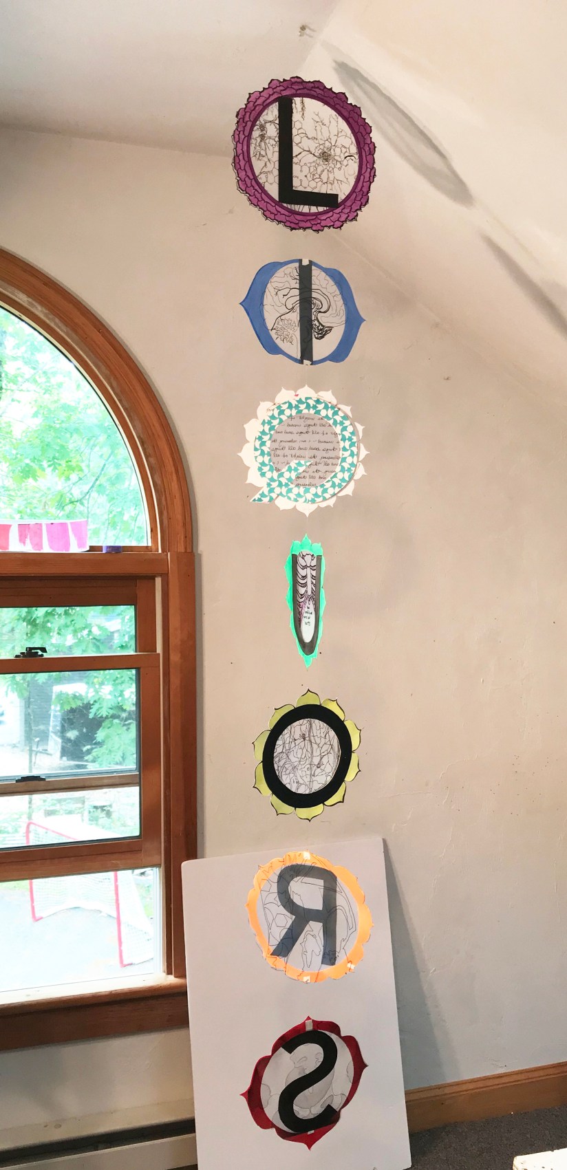 LIQUORS_Chakras_twirl